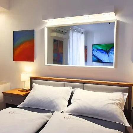 Apartment Ema - Tartini Square *